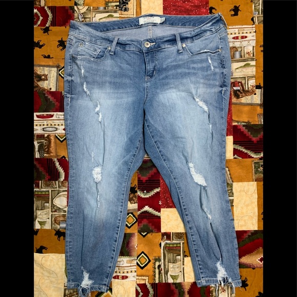 SOLD Torrid distressed denim jeans 16XS - Picture 2 of 5